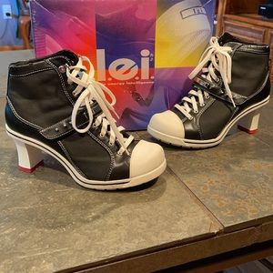 l.e.i Cristy Black Paris Heels Size 8